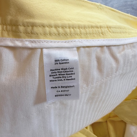 Talbots Women's Yellow Perfect Short 10.5" Inseam Sz 22W Cotton New With Tags - Picture 3 of 5